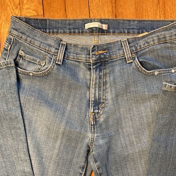 Levi’s 515 Jeans Bootcut Medium Wash Blue Jeans - Picture 3 of 13